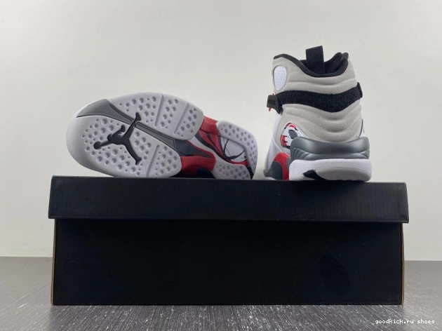 8 Retro Air (2013) 305381-103 Jordan Bunny Bugs 0712